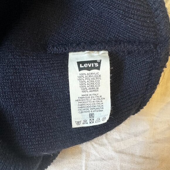 Levi's Oversized Batwing Beanie - Navy Blue - Picture 4 of 4